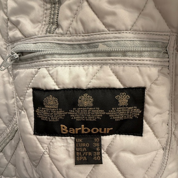 Barbour Light Gray Quilted Jacket with Black Collar - Picture 3 of 3